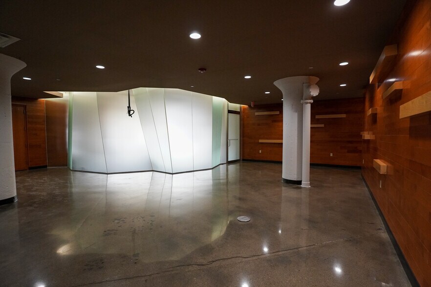 537 E Pete Rose Way, Cincinnati, OH à louer - Photo intérieure - Image 3 de 23