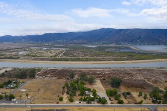 Plus de détails pour 816-880 E Lakeshore Dr, Lake Elsinore, CA - Terrain à vendre