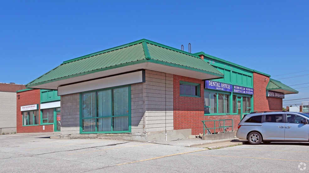 4245 Sheppard Ave E, Toronto, ON à vendre - Photo du bâtiment - Image 2 de 12