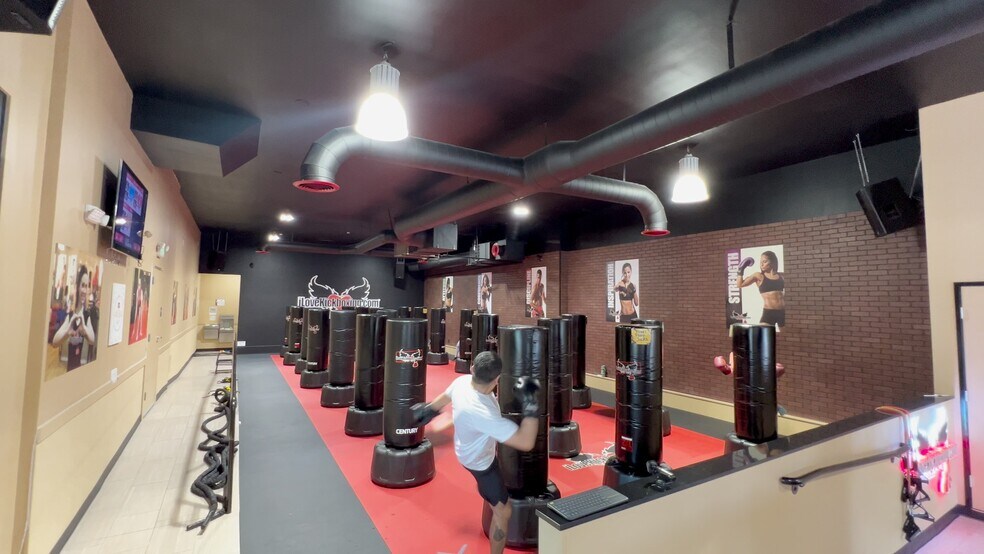 1444-1446 4th St, San Rafael, CA à louer - Vidéo sur l’inscription commerciale - Image 2 de 19