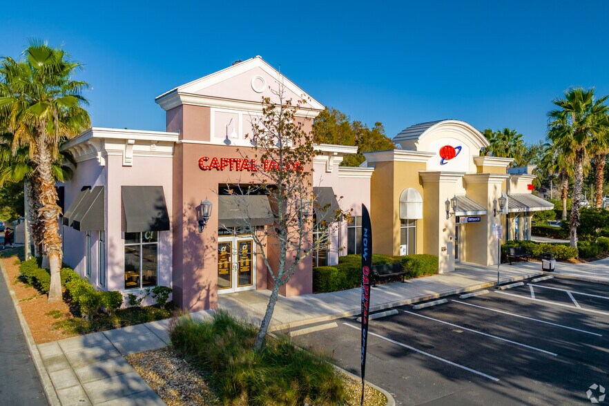 10720 State Road 54, New Port Richey, FL à louer - Photo du bâtiment - Image 2 de 15