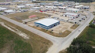 Plus de détails pour 70 Queens Dr, Red Deer County, AB - Industriel à vendre
