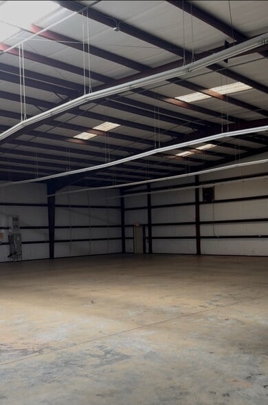 7853 Leo Kidd Ave, Port Richey, FL for sale - Building Photo - Image 2 of 6
