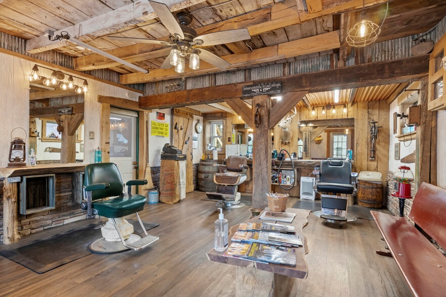 22 W Canal St, Dover, PA for lease - Building Photo - Image 3 of 4