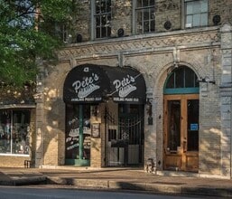 421 E 6th St, Austin, TX à louer Photo du bâtiment- Image 1 de 1