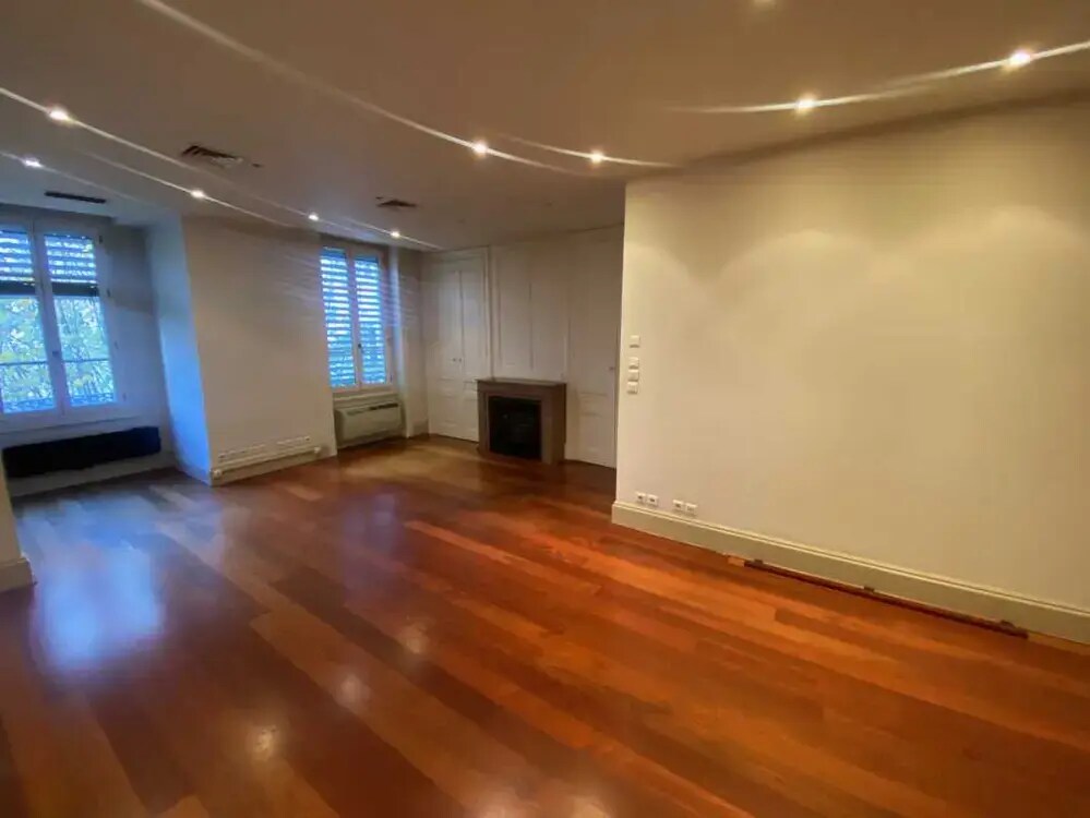 9 Boulevard Des Brotteaux, Lyon for lease Interior Photo- Image 1 of 16