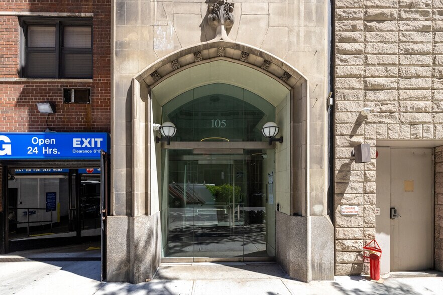 105-107 E 16th St, New York, NY à vendre - Photo du bâtiment - Image 2 de 5