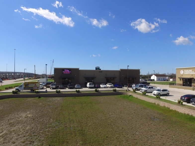 2965 S Sam Houston Pky E, Houston, TX for sale - Primary Photo - Image 1 of 13
