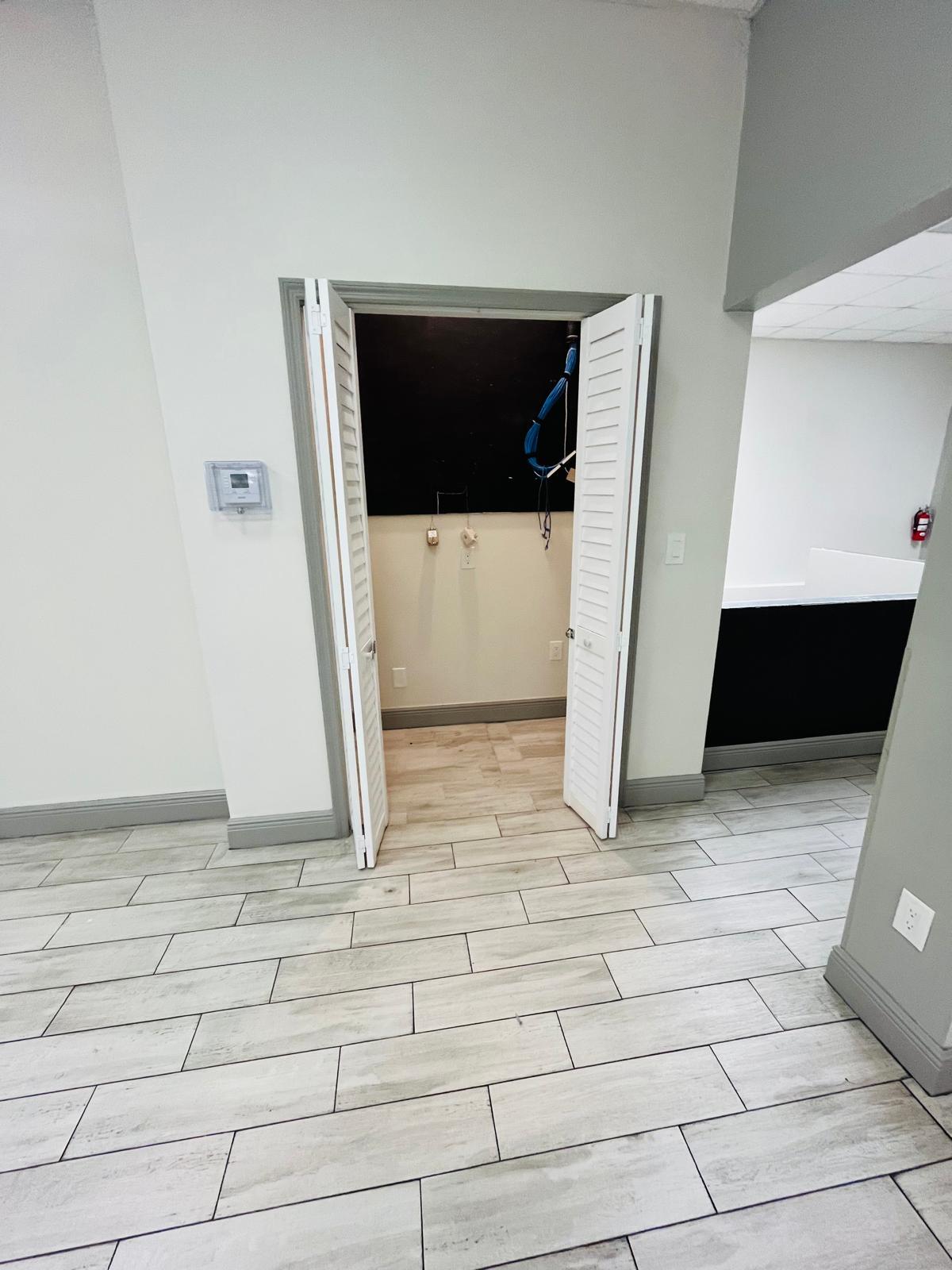 6101 W Atlantic Blvd, Margate, FL à louer Photo intérieure- Image 1 de 13