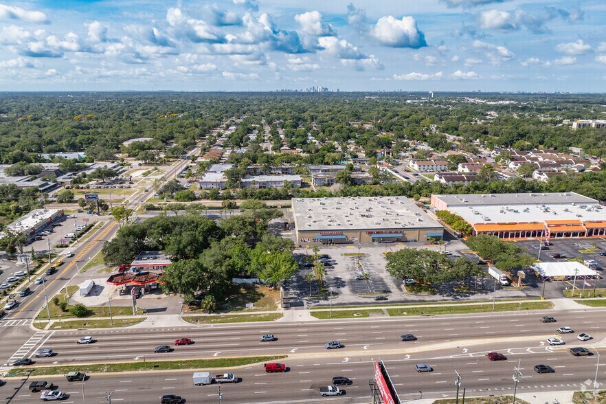 1401 E Fowler Ave, Tampa, FL à louer - Aérien - Image 3 de 8