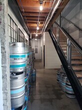 5201 15th Ave NW, Seattle, WA à louer Photo intérieure- Image 2 de 5