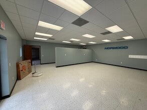 15349 Summit Park Dr, Montgomery, TX for lease Interior Photo- Image 1 of 9