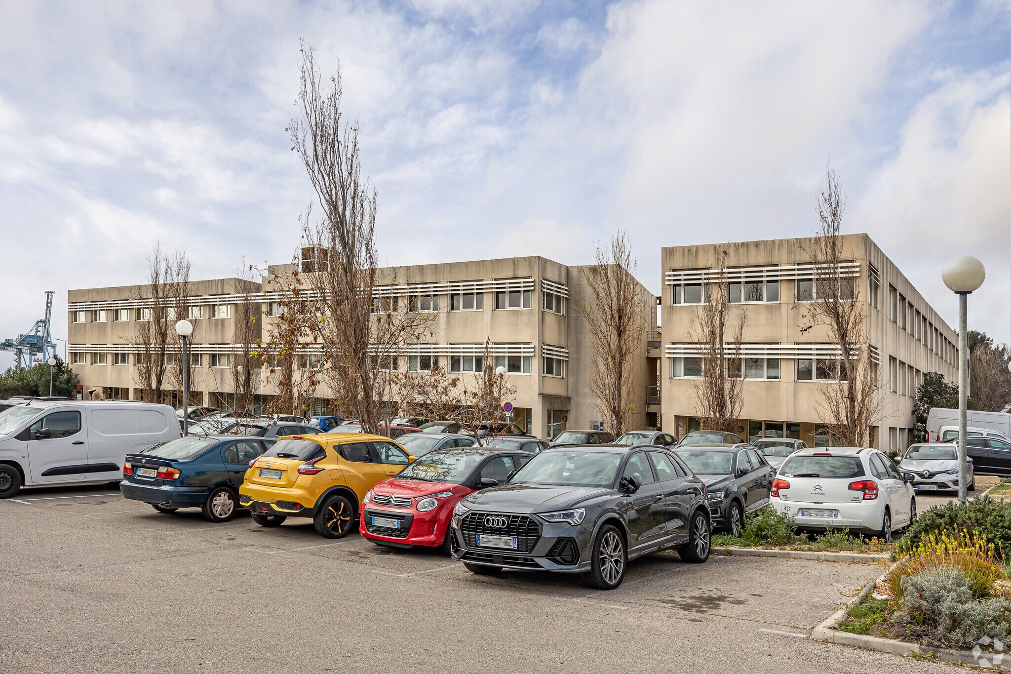 Office in Marseille for lease Primary Photo- Image 1 of 4