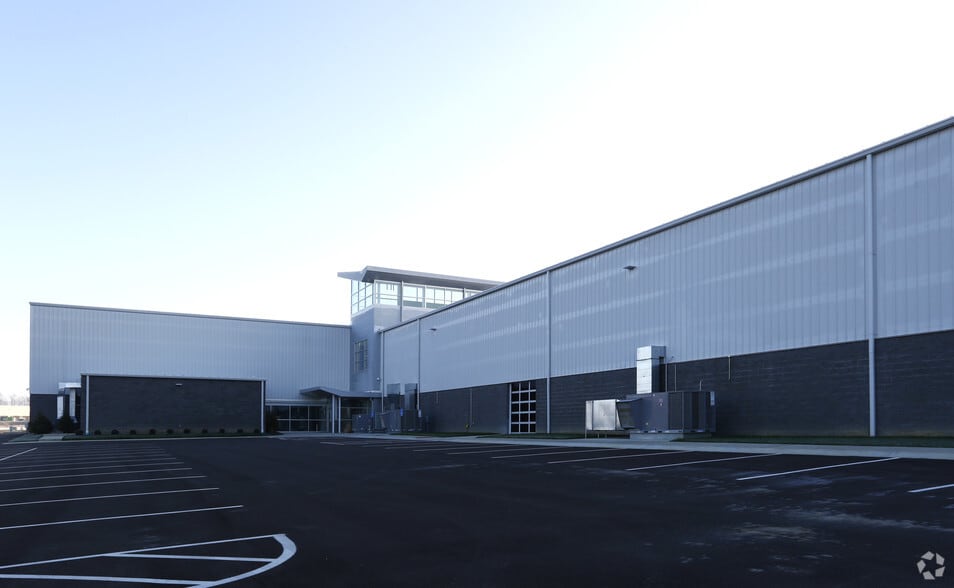 700 Dolwick Rd, Erlanger, KY for lease - Building Photo - Image 3 of 3