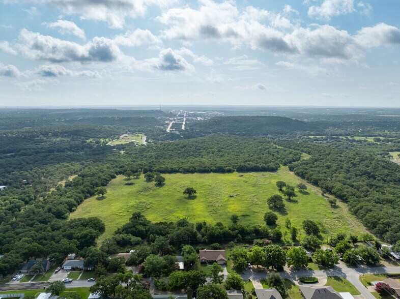 Travis Drive Land, Mineral Wells, TX à vendre - Photo du bâtiment - Image 2 de 12