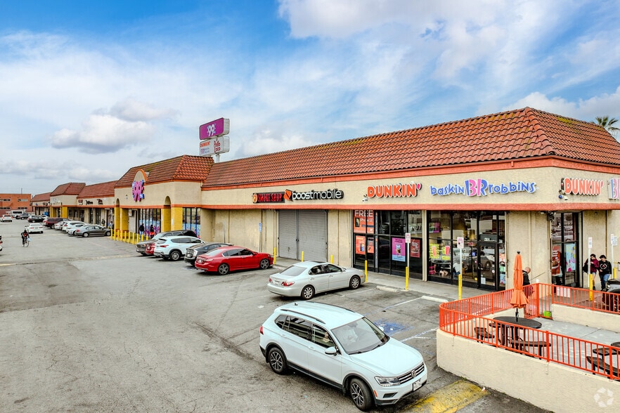 408-530 E Washington Blvd, Los Angeles, CA for lease - Primary Photo - Image 2 of 9