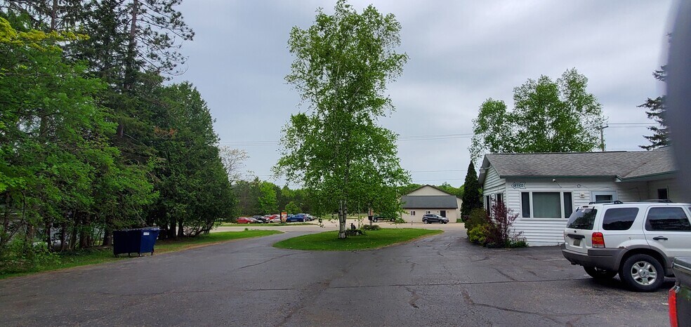 5692 N US Highway 31, Levering, MI à vendre - Photo du bâtiment - Image 2 de 6