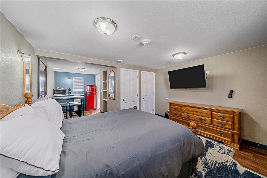 1524 Main St, Longmont, CO for sale - Building Photo - Image 3 of 20