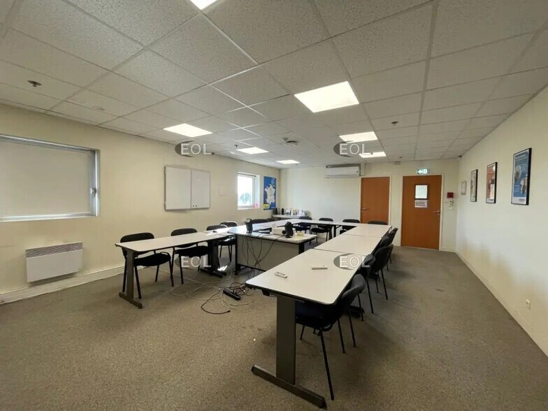 Bureau dans Claye-Souilly à louer - Photo intérieure - Image 1 de 4