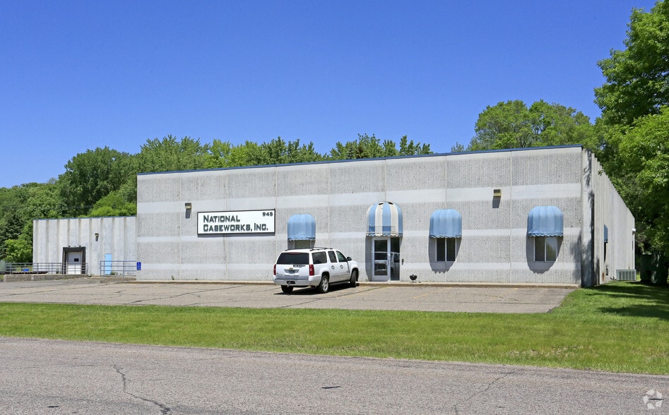 945 Industrial Dr S, Sauk Rapids, MN for sale - Building Photo - Image 2 of 44
