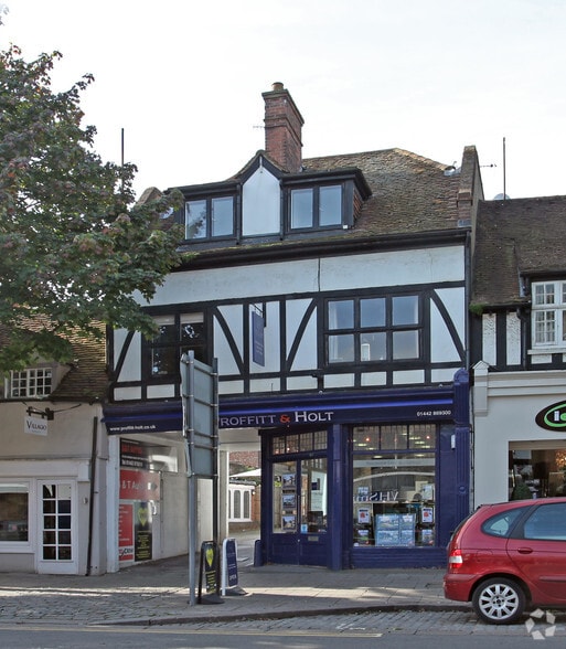 167 High St, Berkhamsted à louer - Photo principale - Image 1 de 2