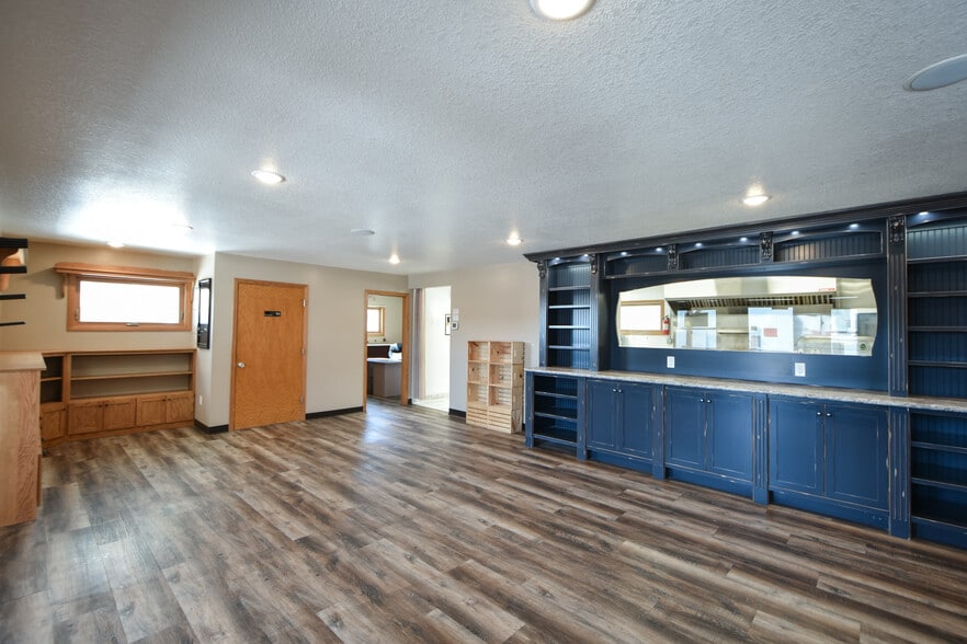 307 2nd St, Goodhue, MN à vendre - Photo du bâtiment - Image 3 de 22