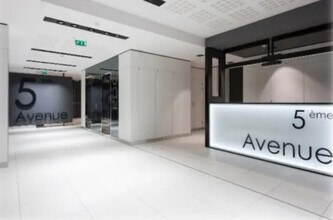 41-47 Rue Louis Blanc, Courbevoie for sale Interior Photo- Image 1 of 7