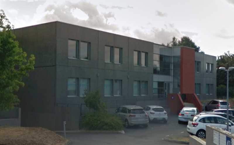 Office in Lambersart for lease - Building Photo - Image 1 of 5