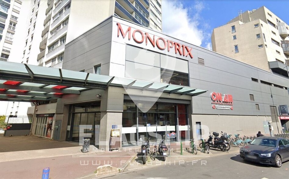 Retail in Malakoff for lease - Building Photo - Image 2 of 5
