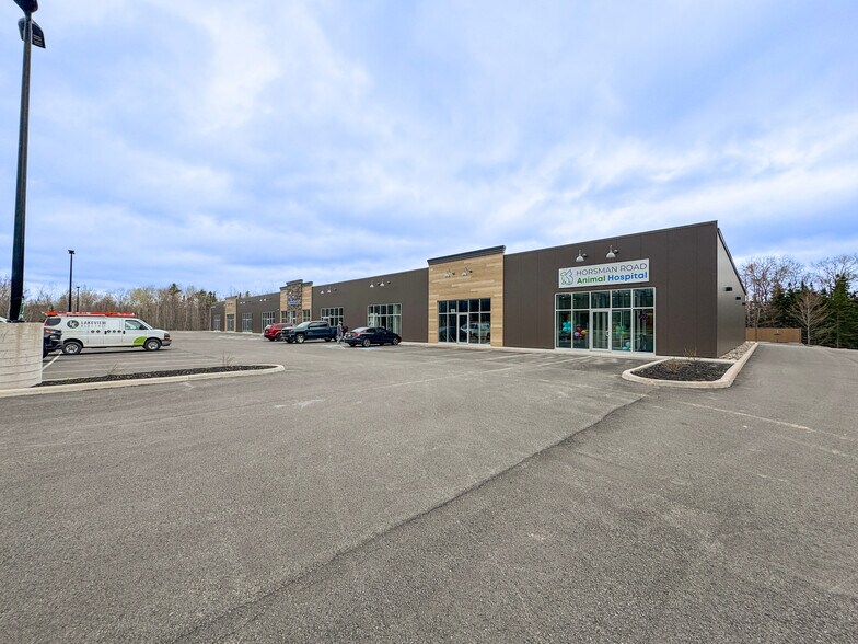 91 Horsman Rd, Moncton, NB à louer - Photo du bâtiment - Image 2 de 9