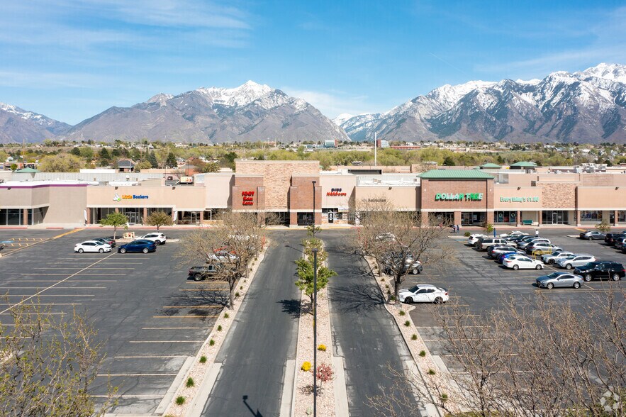 9411-9495 S 700 E, Sandy, UT à louer - Photo du bâtiment - Image 2 de 6