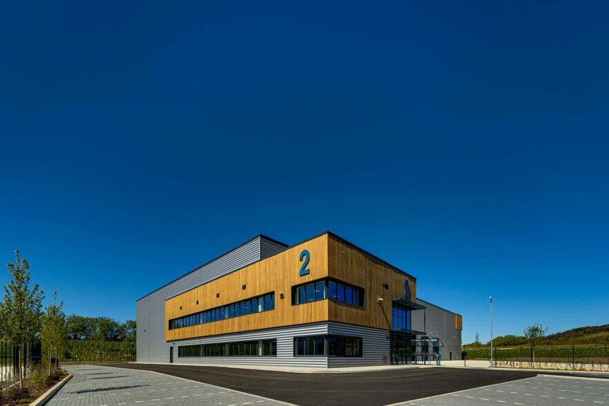 London Rd, Swanley for lease - Building Photo - Image 2 of 17