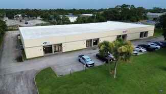 Plus de détails pour 250 East Dr, Melbourne, FL - Industriel à louer