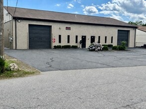58 Kent Ave, Warwick, RI for lease Building Photo- Image 2 of 4