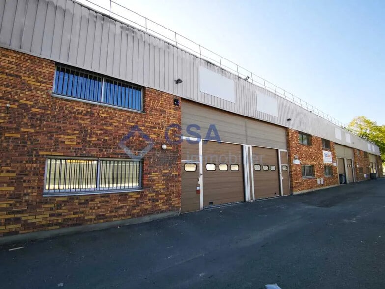 Flex in Lisses for lease - Building Photo - Image 1 of 8