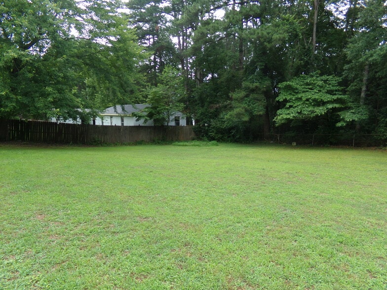 2041 Austell Rd SE, Marietta, GA à vendre - Photo du bâtiment - Image 3 de 12