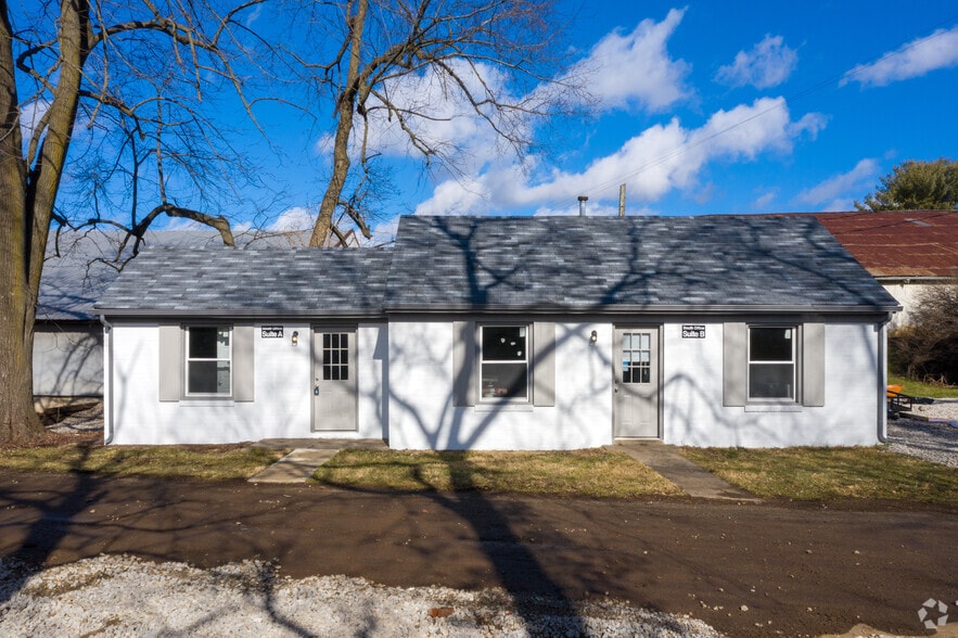 247-255 S Forbes Rd, Lexington, KY for lease - Building Photo - Image 2 of 18