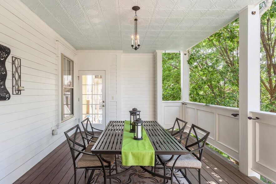 441 Angell St, Providence, RI à vendre - Photo du bâtiment - Image 3 de 10