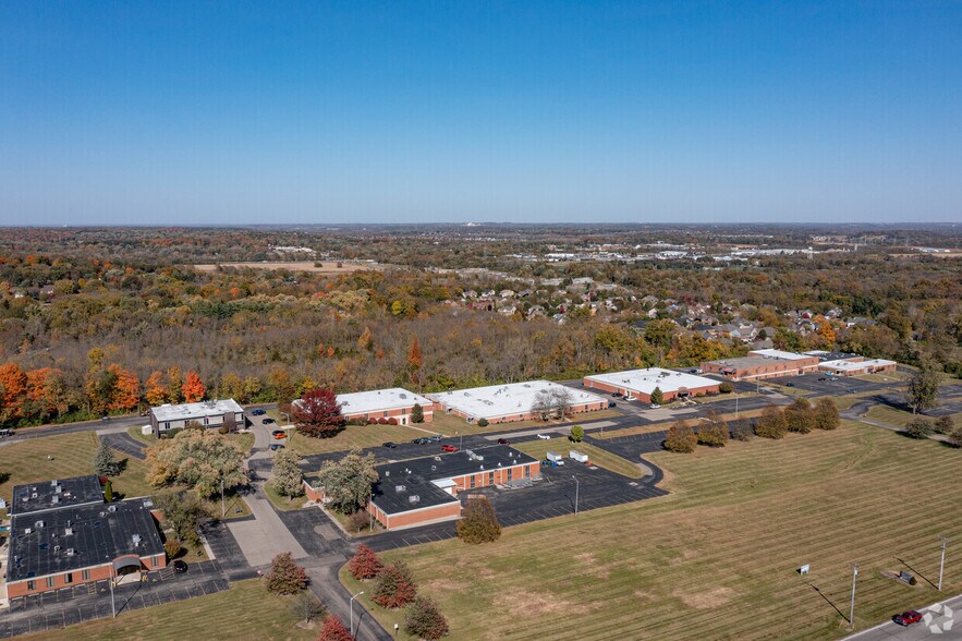 2800A Indian Ripple rd, Dayton, OH à louer - Photo du bâtiment - Image 2 de 3