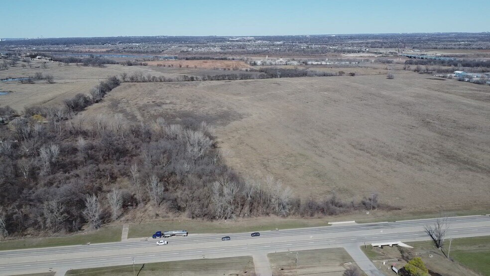 151st and S Memorial dr, Bixby, OK à vendre - Vidéo sur l’inscription commerciale - Image 2 de 7