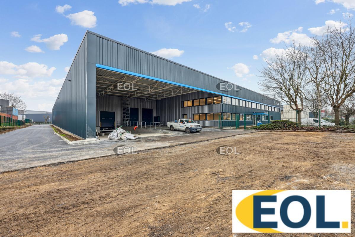 Industrial in Le Blanc-Mesnil for lease Building Photo- Image 1 of 8