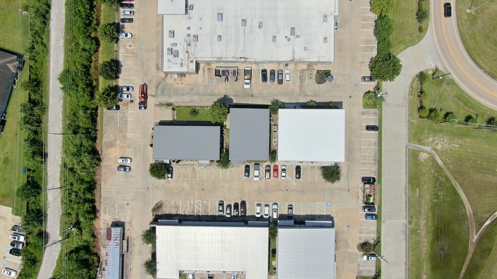 11946 Barker Cypress Rd, Cypress, TX for lease - Building Photo - Image 2 of 8