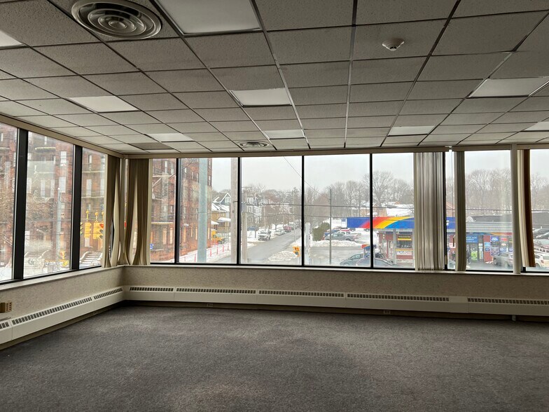 1500 Genesee St, Utica, NY à louer - Photo intérieure - Image 3 de 32