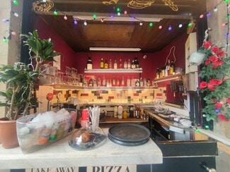 Plus de détails pour Commerce de détail à louer