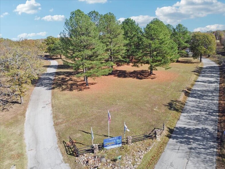 36656 S 510 Rd, Eucha, OK à vendre - Photo du bâtiment - Image 3 de 63