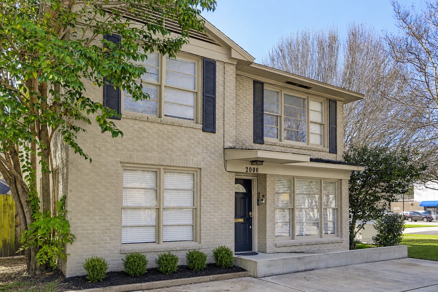 2006 Commonwealth Dr, Houston, TX à louer - Photo du bâtiment - Image 1 de 7