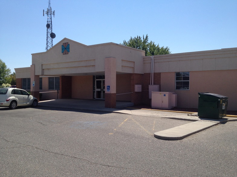 608 Reilly Ave, Farmington, NM for sale - Building Photo - Image 1 of 1