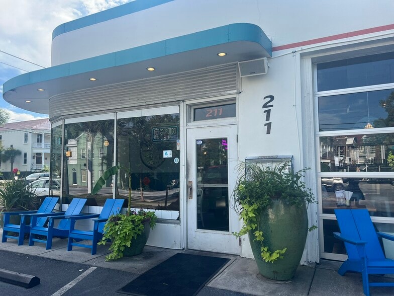 211 Rutledge Ave, Charleston, SC for sale - Building Photo - Image 1 of 6