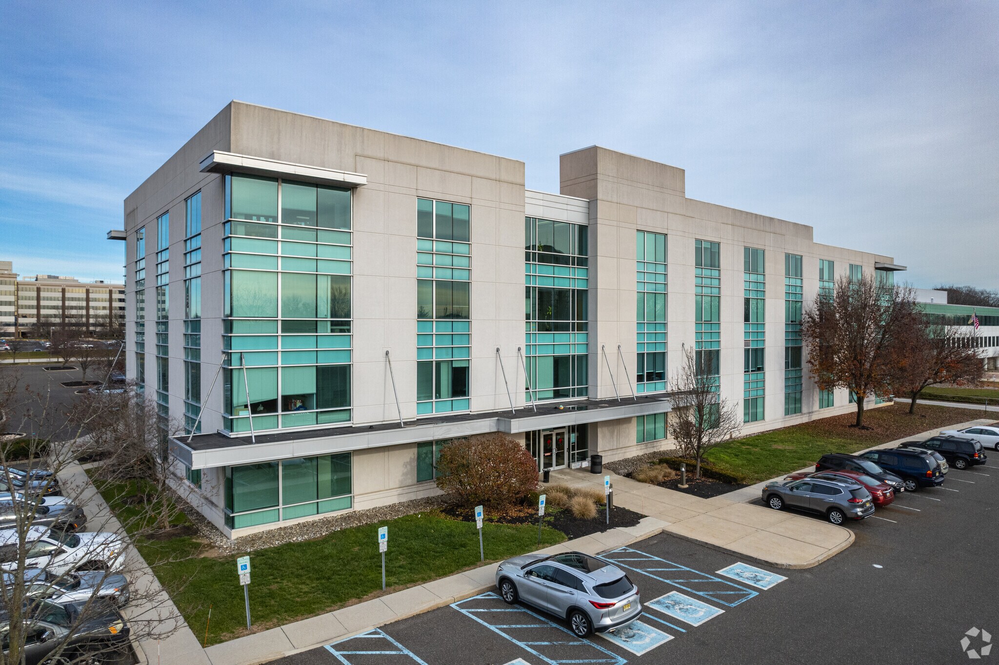 2 Executive Campus, Cherry Hill, NJ for lease Primary Photo- Image 1 of 5