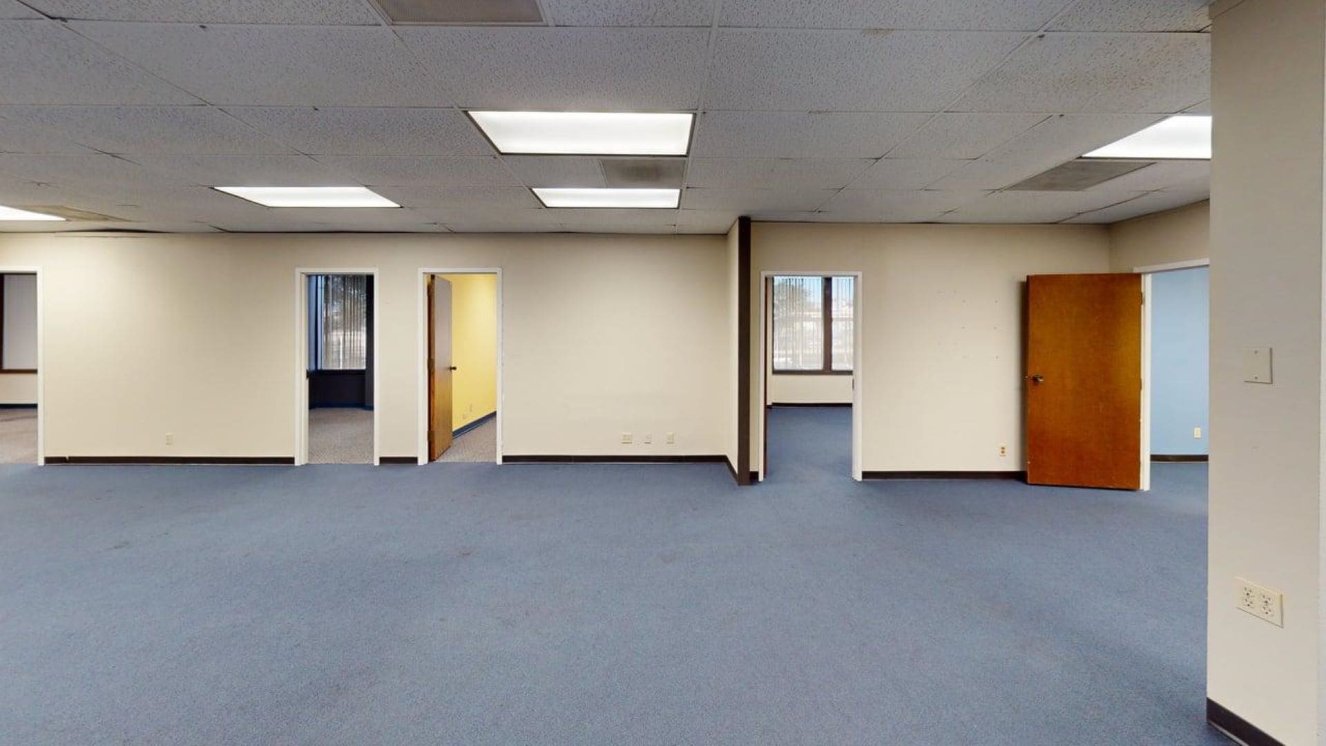 6800 Park Ten Blvd, San Antonio, TX for lease Interior Photo- Image 1 of 5